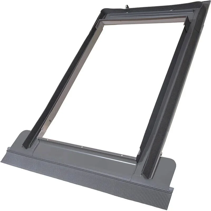 Оклад для профилированного и плоского кровельного покрытия RoofLite+ от завода производителя Roof